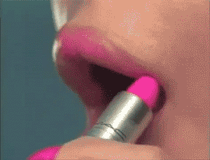 Gif animé bouche rouge à lèvres